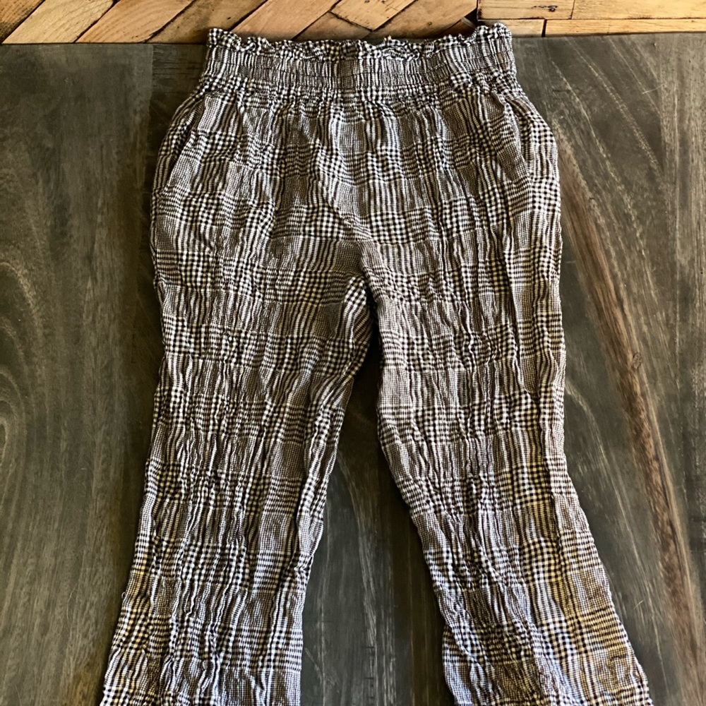 Hollister Black and White Buffalo Plaid Pants